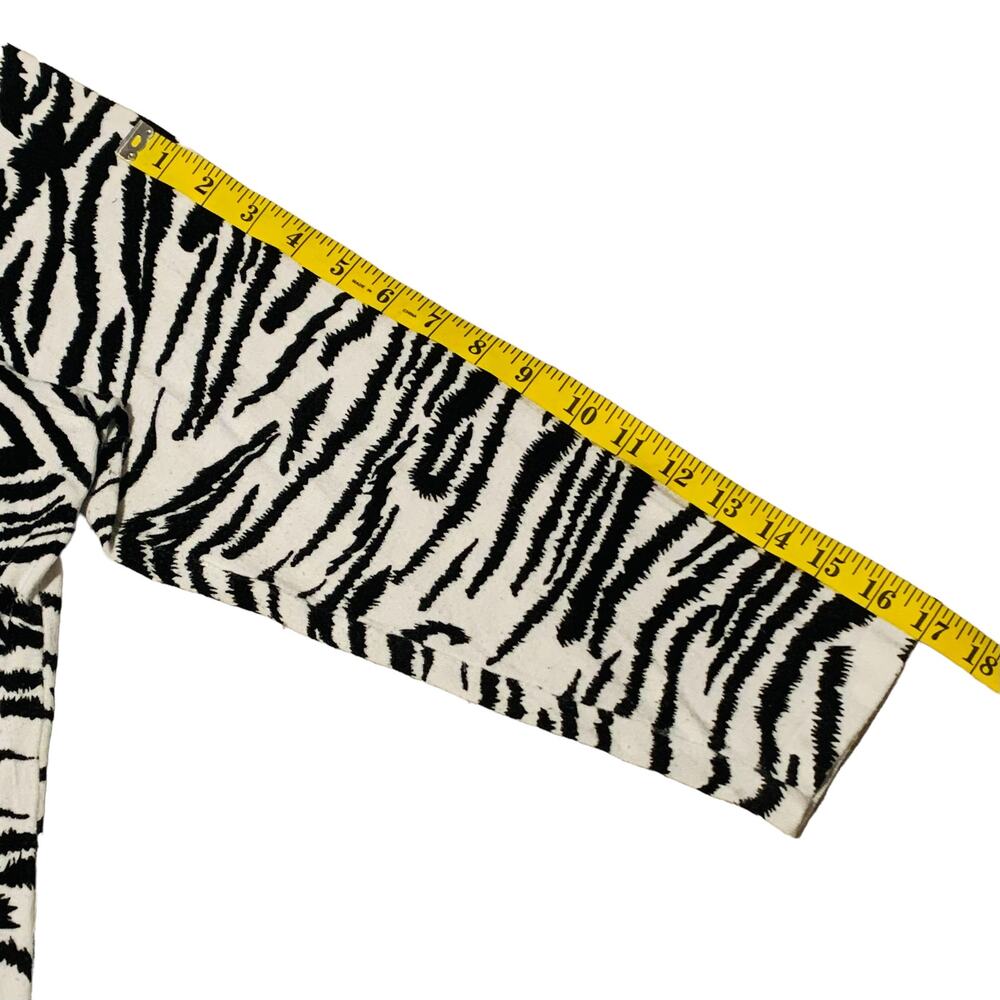 Quacker Factory Size 3x Zebra Print V-Neck Knit T… - image 5